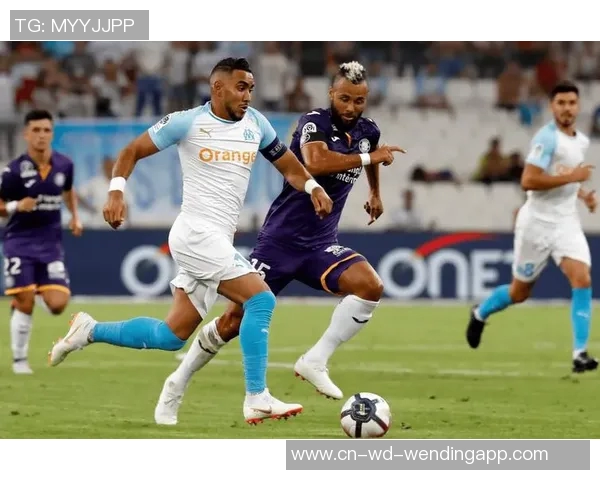 里尔主场迎战马赛双方争夺三分的激烈对决即将上演 里尔主场迎战马赛双方争夺三分的激烈对决即将上演